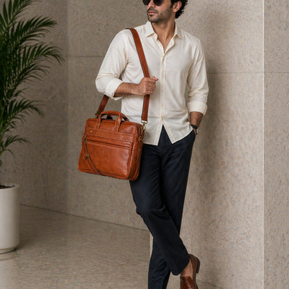 Premium Customized Executive Laptop Messenger Bag with Multiple Compartments for Corporate Use